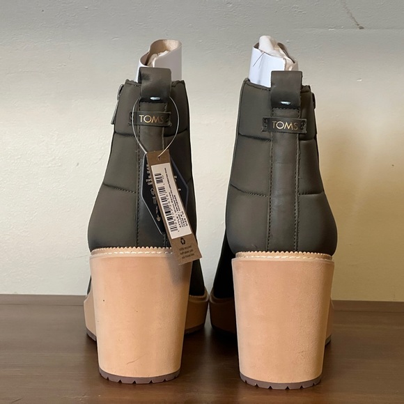 Toms Raven Wedge Ankle Booties - Picture 3 of 10